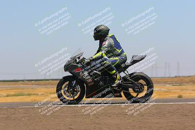 media/Aug-11-2023-CRA (Fri) [[7d2b09f7fc]]/D Group/Session 3 (Wheelie Bump)/